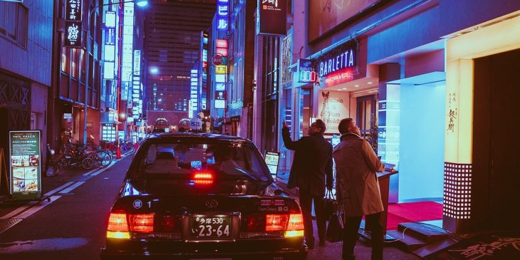 Drive Smarter, Not Harder: Easy Car Hacks to Save Money and Time