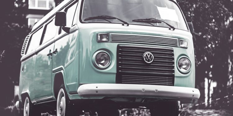 Breaking Down the Benefits of Electric Batteries in Automotive Technology